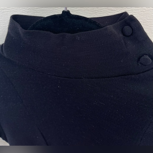 H&M black short sleeve low turtleneck, wrapped buttons at neck, made in Italy, S - Picture 5 of 7